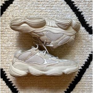 Yeezys Boost 500 (Blush)